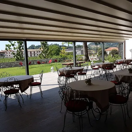 Podere Castel Merlo Resort 4*
