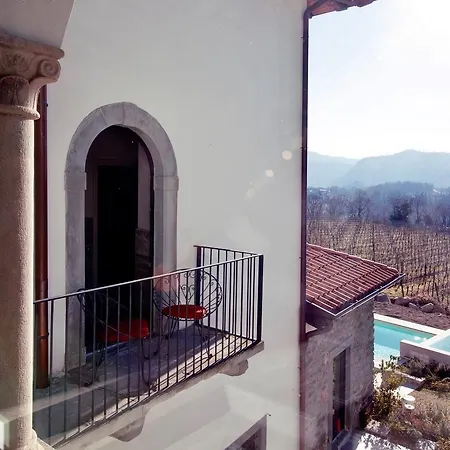 Podere Castel Merlo 4*