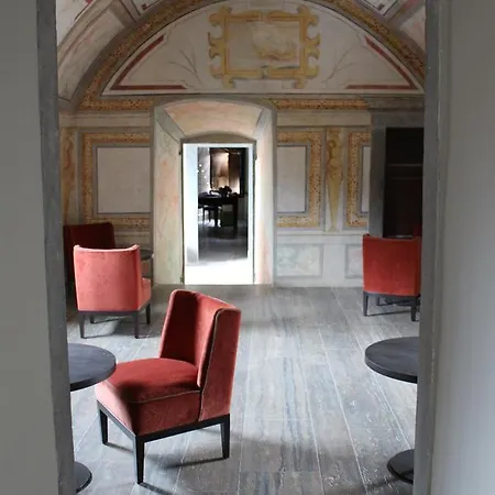 Resort Podere Castel Merlo 4*