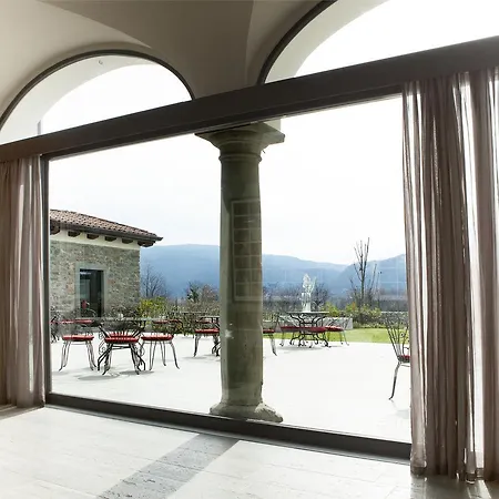 Podere Castel Merlo Resort Villongo SantʼAlessandro